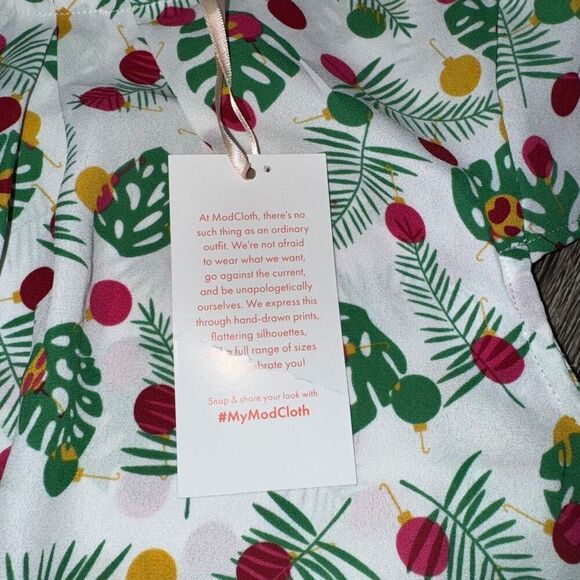 New Modcloth Christmas Ornament Blouse - Picture 4 of 4